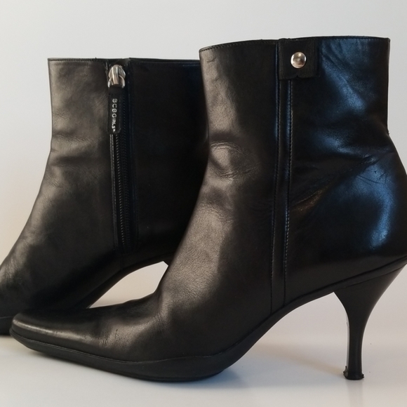 BCBGirls Shoes - Bcbgirls Ankle Booties, Size 6